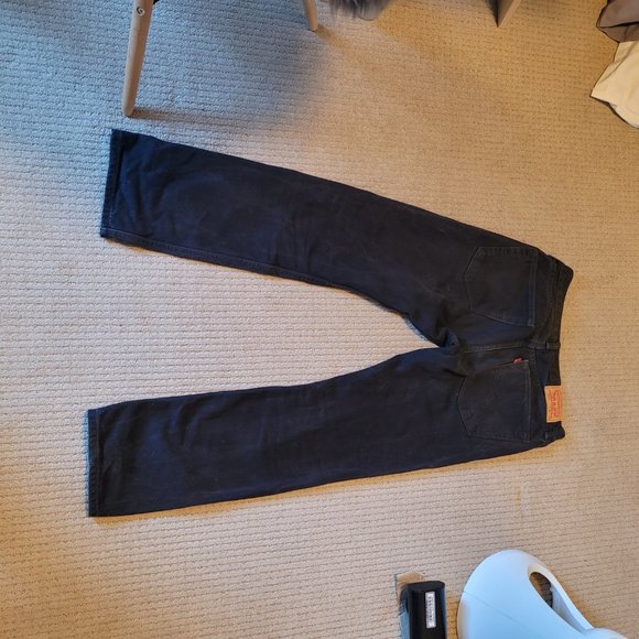Dark Blue Men's Levi Jeans W31 L32 - Picture 3 of 3